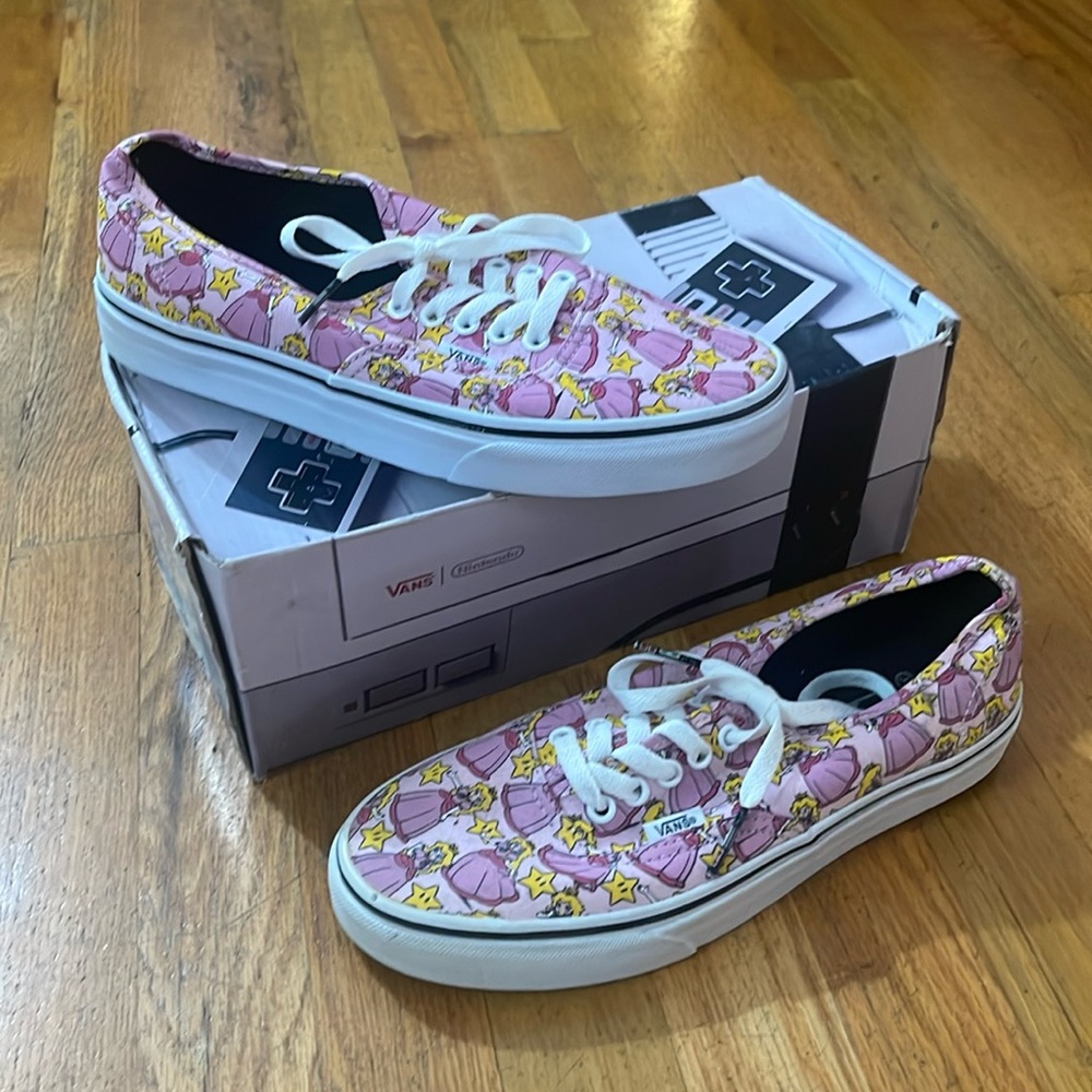 Nintendo Vans Princess Peach NWB